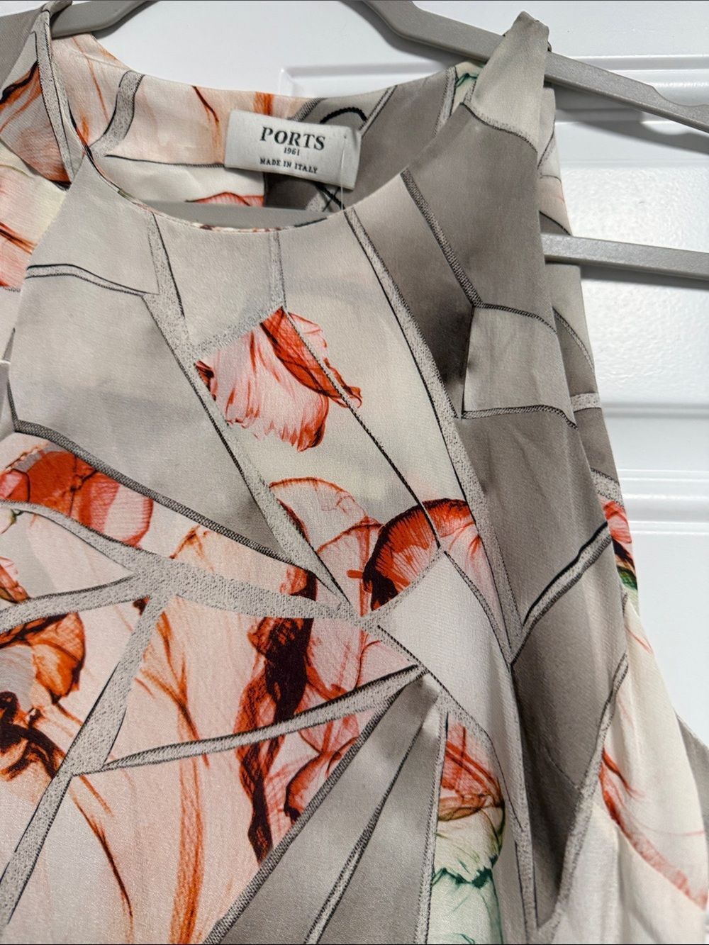 PORTS - Size 10 (44) Sleeveless Floral Abstract Maxi Dress in Beige and Coral - Picture 2 of 6